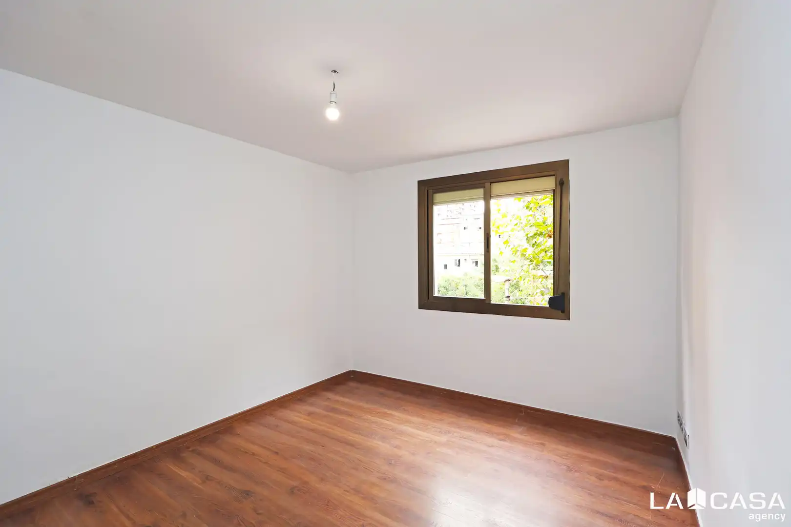 Bedroom of Attic for sale in L'Hospitalet de Llobregat  with Balcony