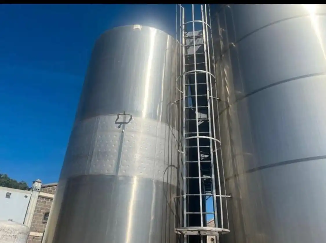 Nau industrial en venda a Manzanares