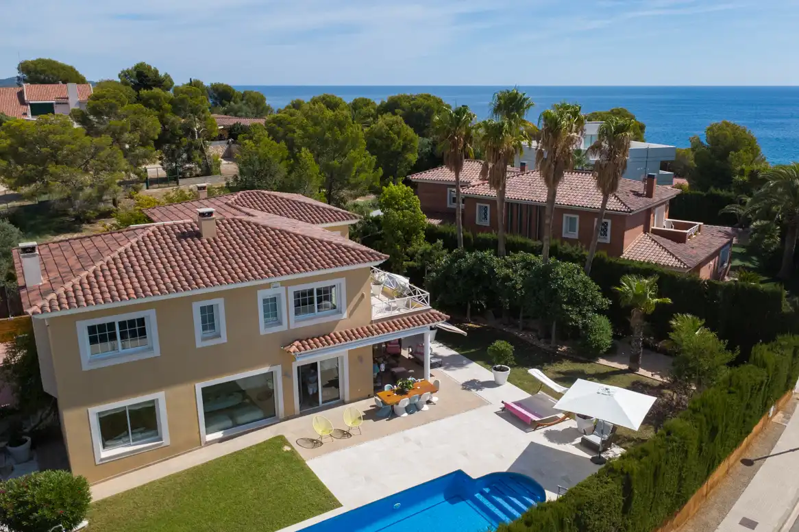 Villa con piscina in vendita a Carrer de Salvador Ventosa i Pina 1, imagen 49