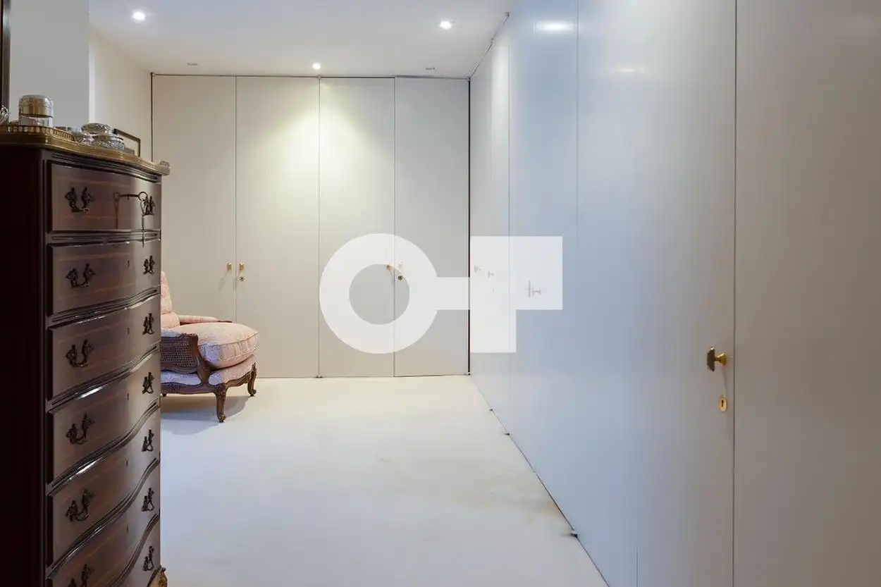 Piso con terraza en venta en Carrer Carrer Jacinto Benavente, imagen 31