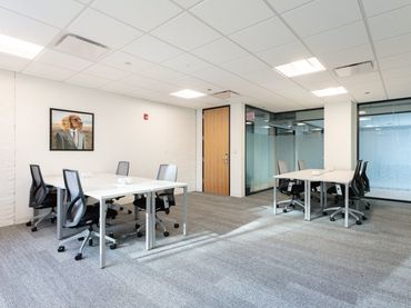 Office space with lift to rent in Passeig Joan de Borbó 99