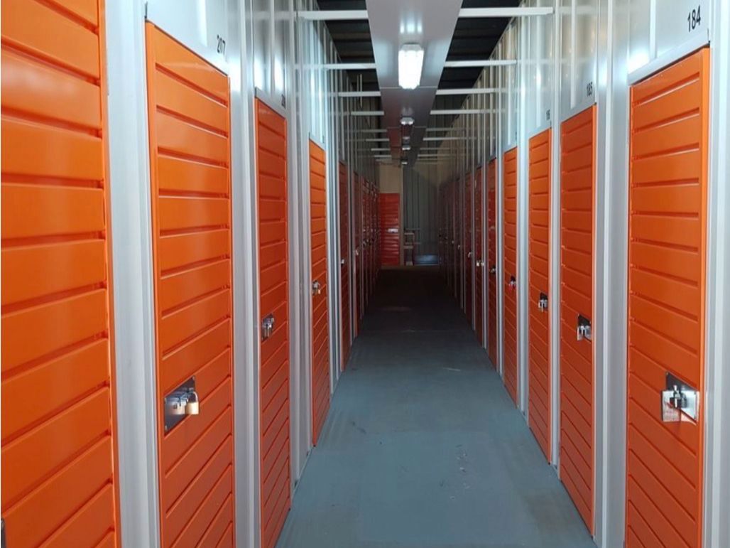 Traster de lloguer en Lebrija amb Alarma