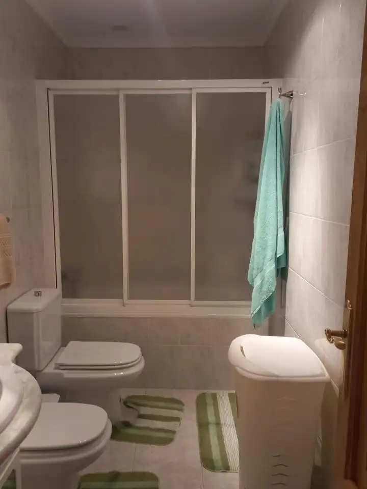 Bathroom of Flat for sale in Castro Caldelas
