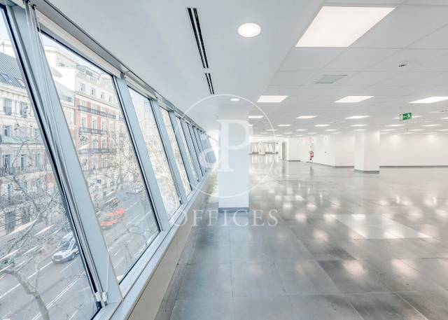 Oficina en Alquiler en Calle de Génova en Almagro