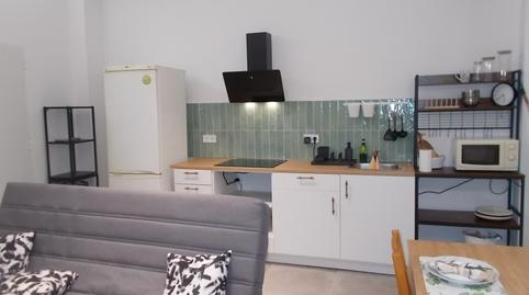 Foto 5 de Estudio de alquiler en Carrer de Londres, Llefià, Barcelona