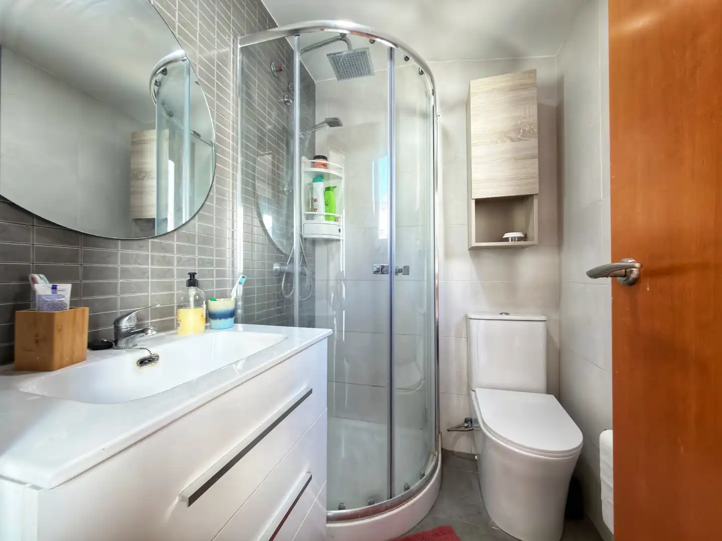 Badezimmer von Dachboden zum Verkauf in Castellón de la Plana / Castelló de la Plana mit Terrasse, Möbliert und Ofen