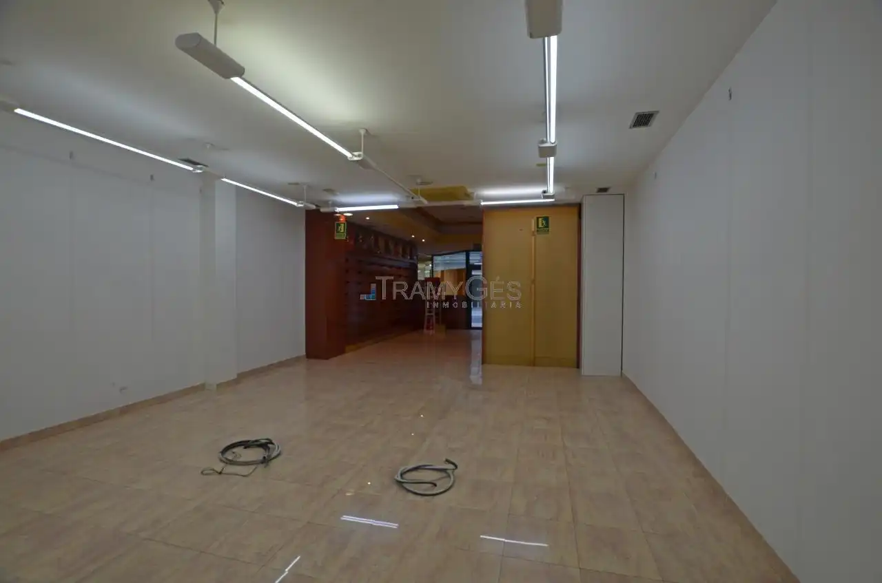 Commercial properties for sale in Tomiño  with Air Conditioner