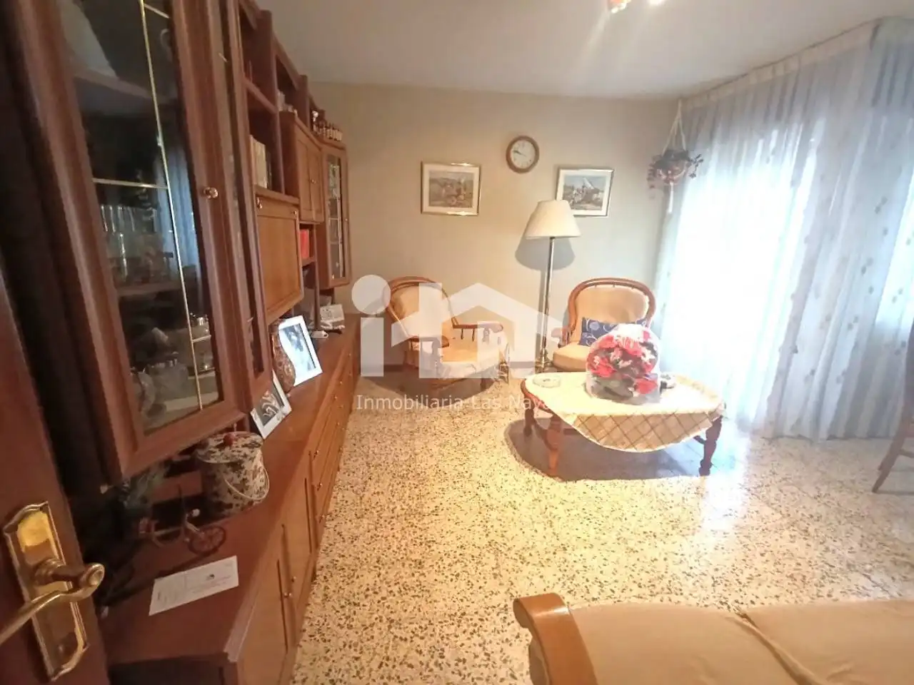Sala de estar de Piso en venta en Las Navas del Marqués  con Calefacción, Terraza y Balcón