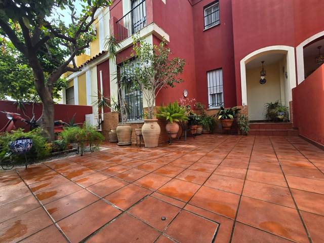 Casa adosada en Venta en Castilleja de la Cuesta