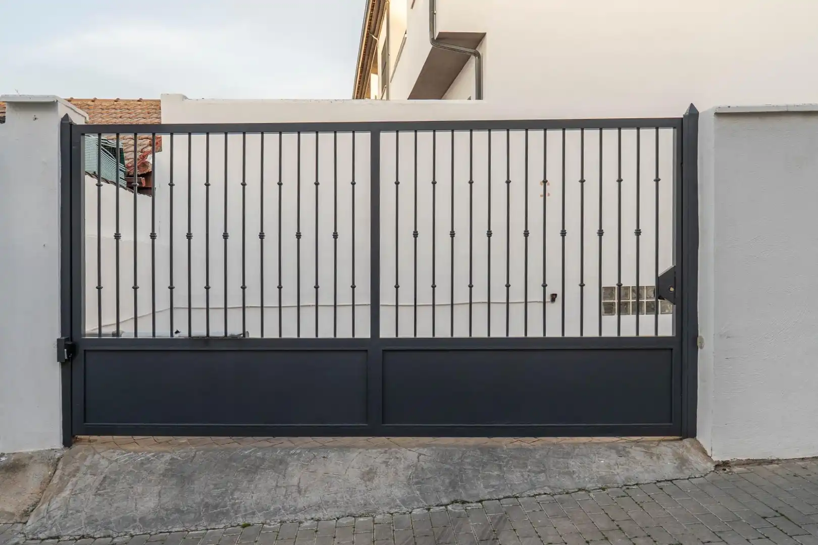 Vista exterior de Casa o chalet en venta en Gójar con Aire acondicionado, Calefacción y Trastero