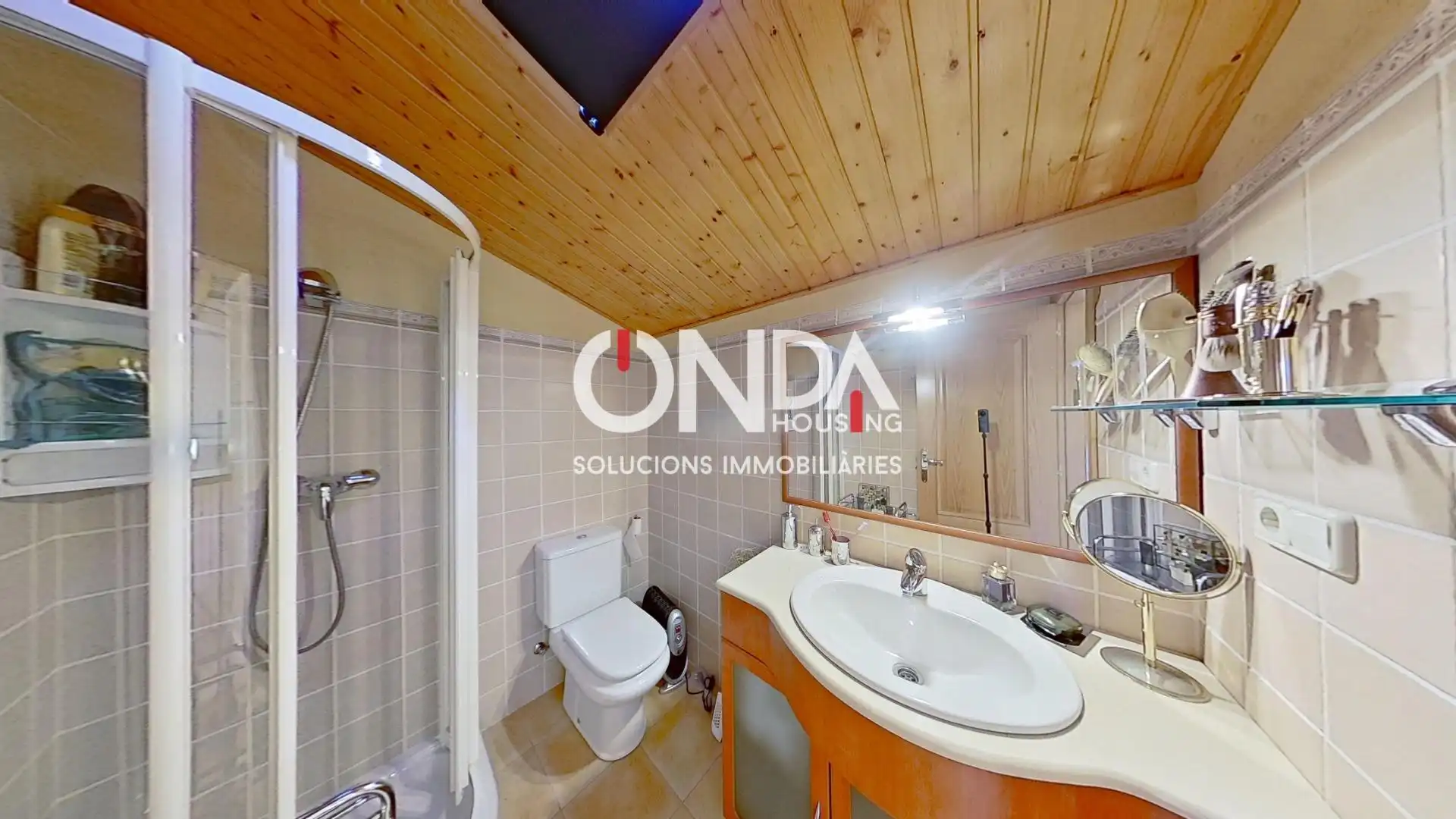Baño de Casa adosada en venta en Tremp con Calefacción, Terraza y Trastero
