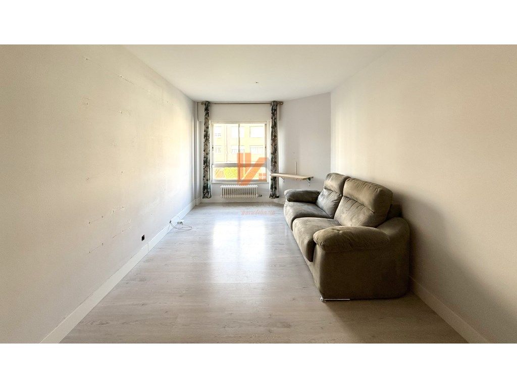 Sala d'estar de Apartament en venda en Teo