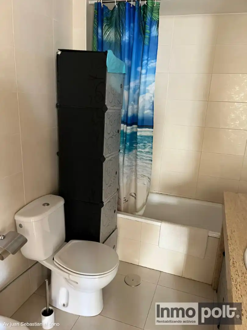 Baño de Ático de alquiler en Vera con Aire acondicionado, Terraza y Amueblado