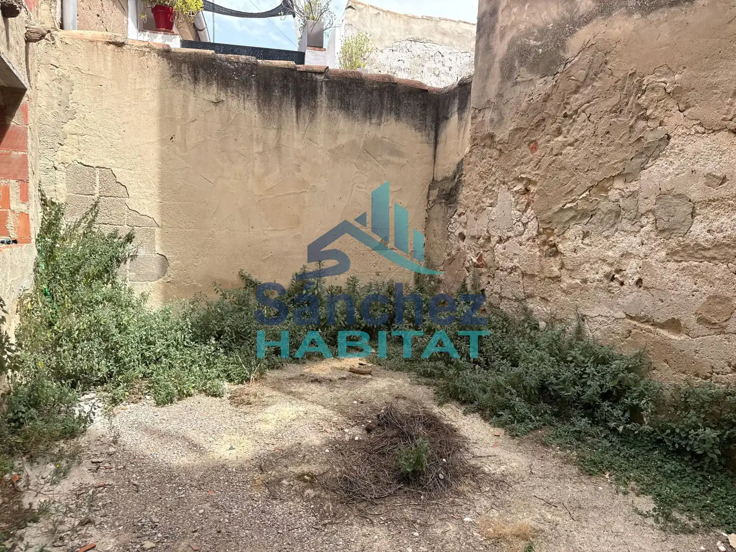 Finca rústica en venda en Chelva amb Jardí privat, Terrassa i Traster