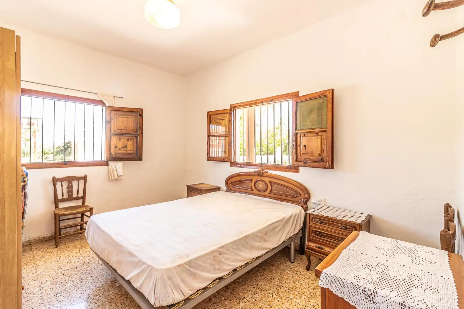 Schlafzimmer von Haus oder Chalet zum Verkauf in Carlet mit Privatgarten, Terrasse und Schwimmbad