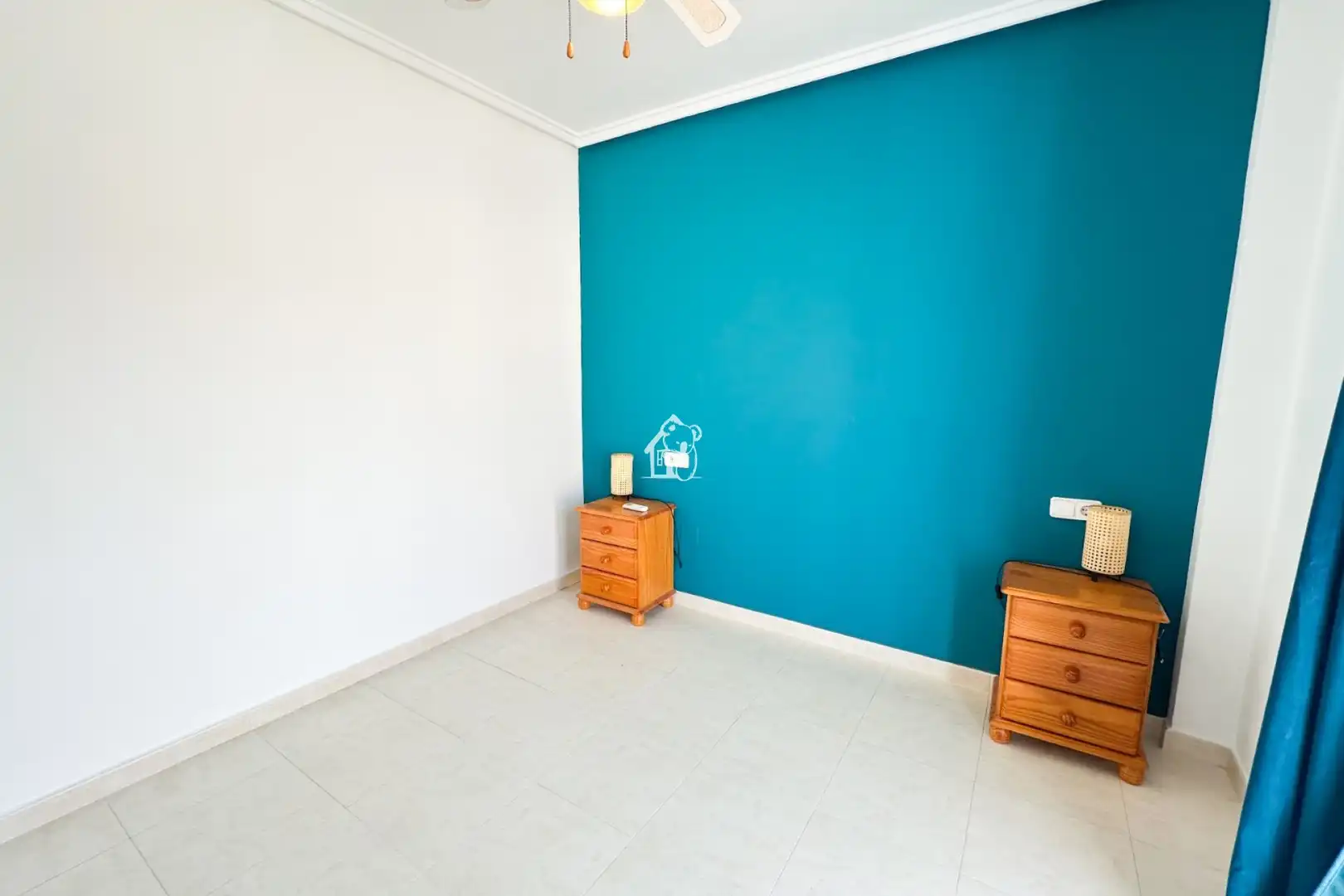 Habitación de Apartamento de alquiler en Rojales con Aire acondicionado, Terraza y Piscina