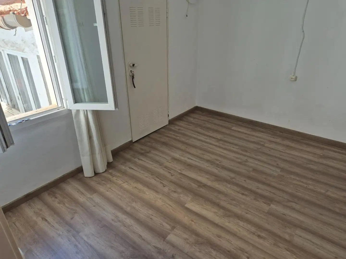 Flat for rent in Plaza de Toros - Avenida Chapí - Trinquete