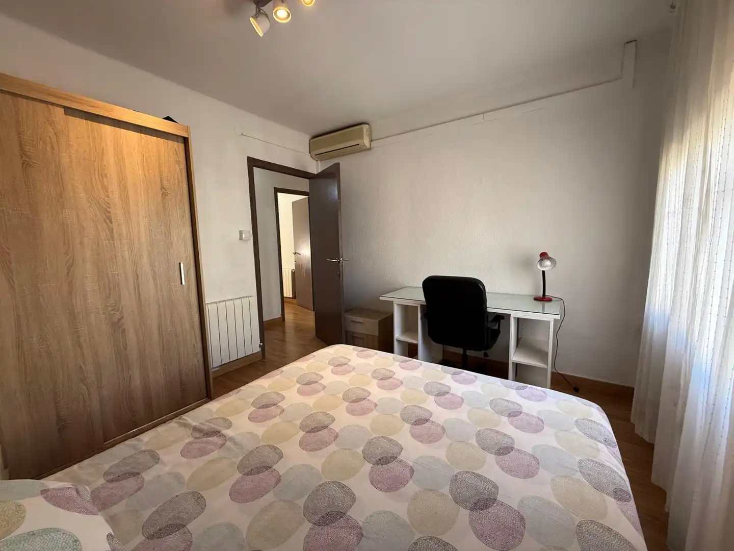 Dormitori de Pis en venda en Sabadell amb Aire condicionat, Calefacció i Terrassa