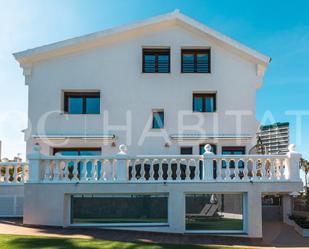 Exterior view of Single-family semi-detached for sale in El Puig de Santa Maria  with Air Conditioner, Heating and Private garden