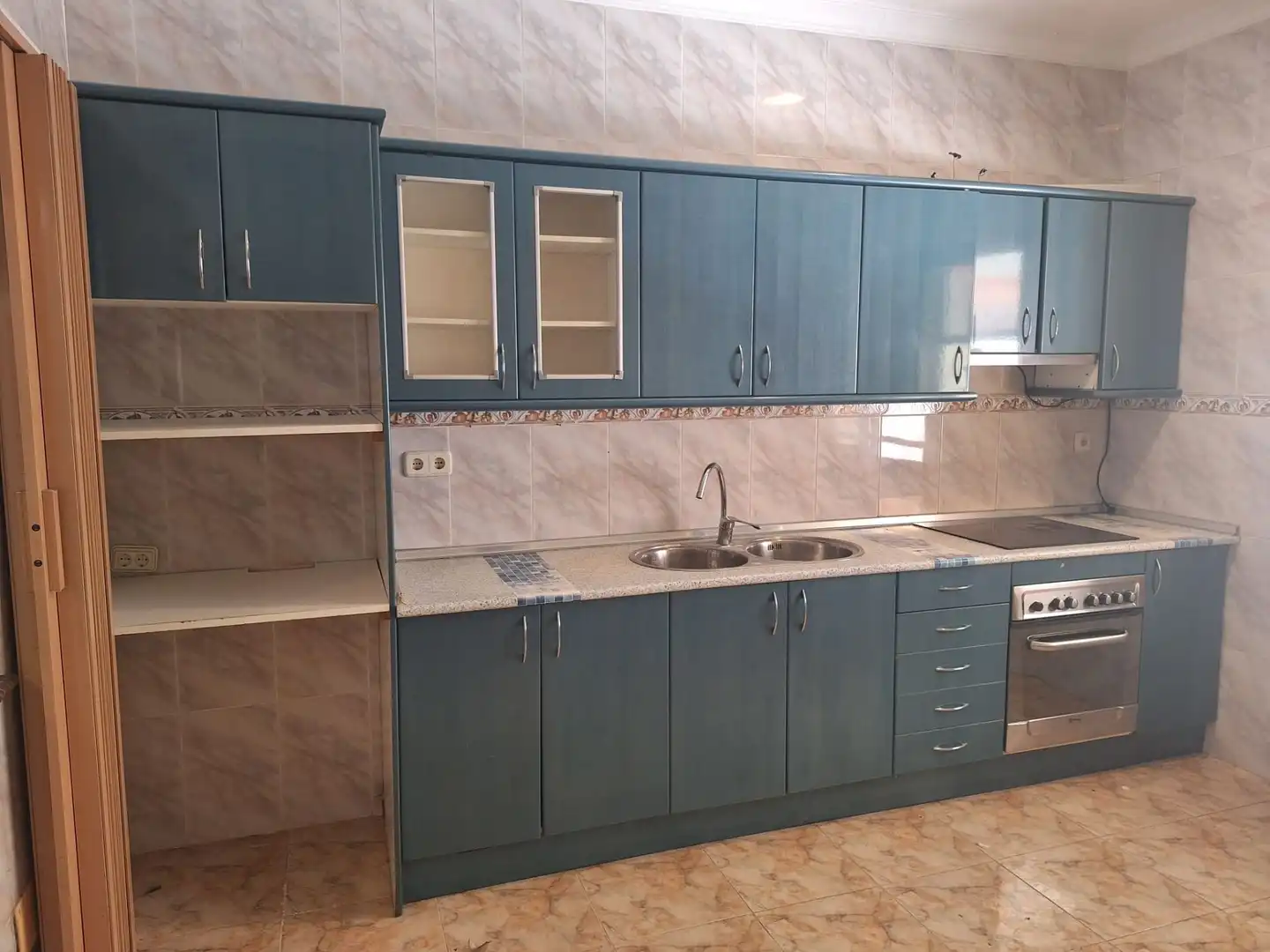 Kitchen of Detached homes for sale in  Palma de Mallorca  with Air Conditioner, Private garden and Storage room
