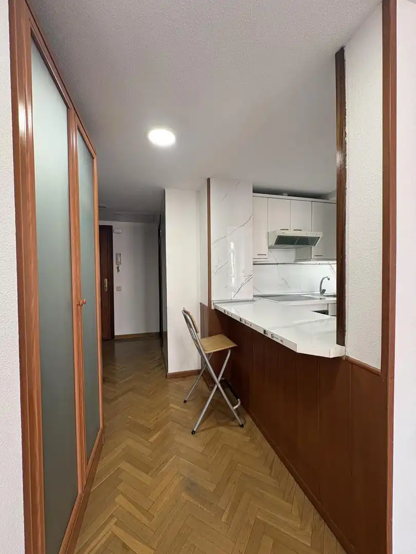Küche von Wohnung zur Miete in Madrid mit Klimaanlage, Heizung und Parkett