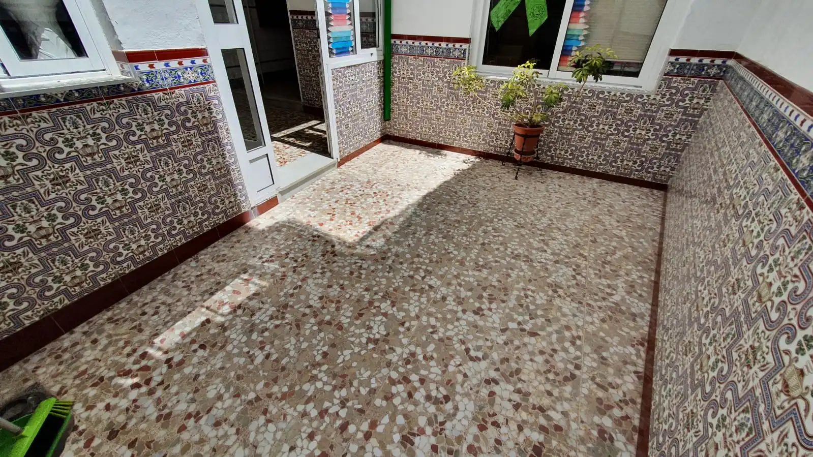 Terrassa de Casa o xalet en venda en Fernán-Núñez amb Jardí privat, Traster i Balcó