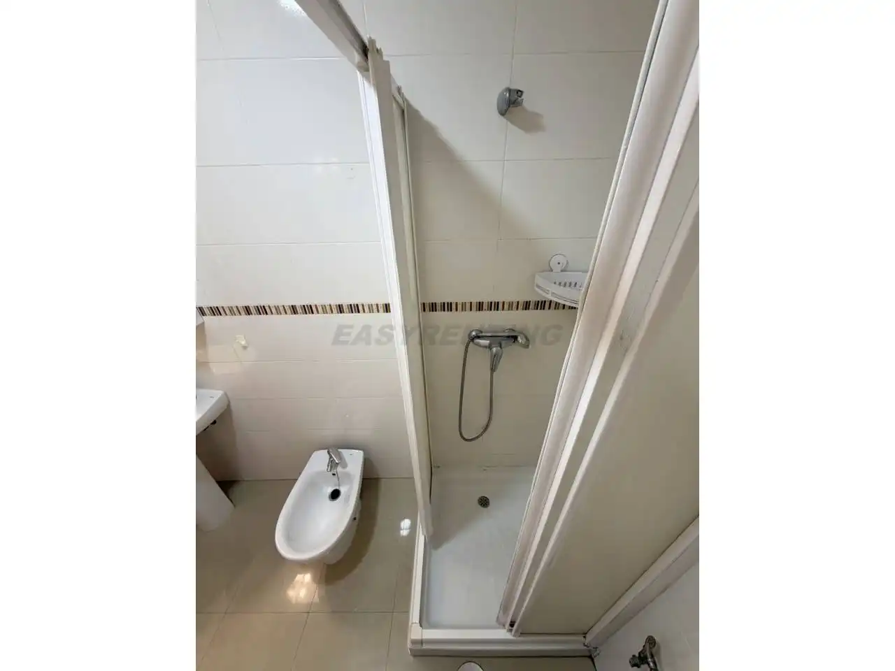 Bathroom of Flat for rent in La Línea de la Concepción  with Terrace and Furnished