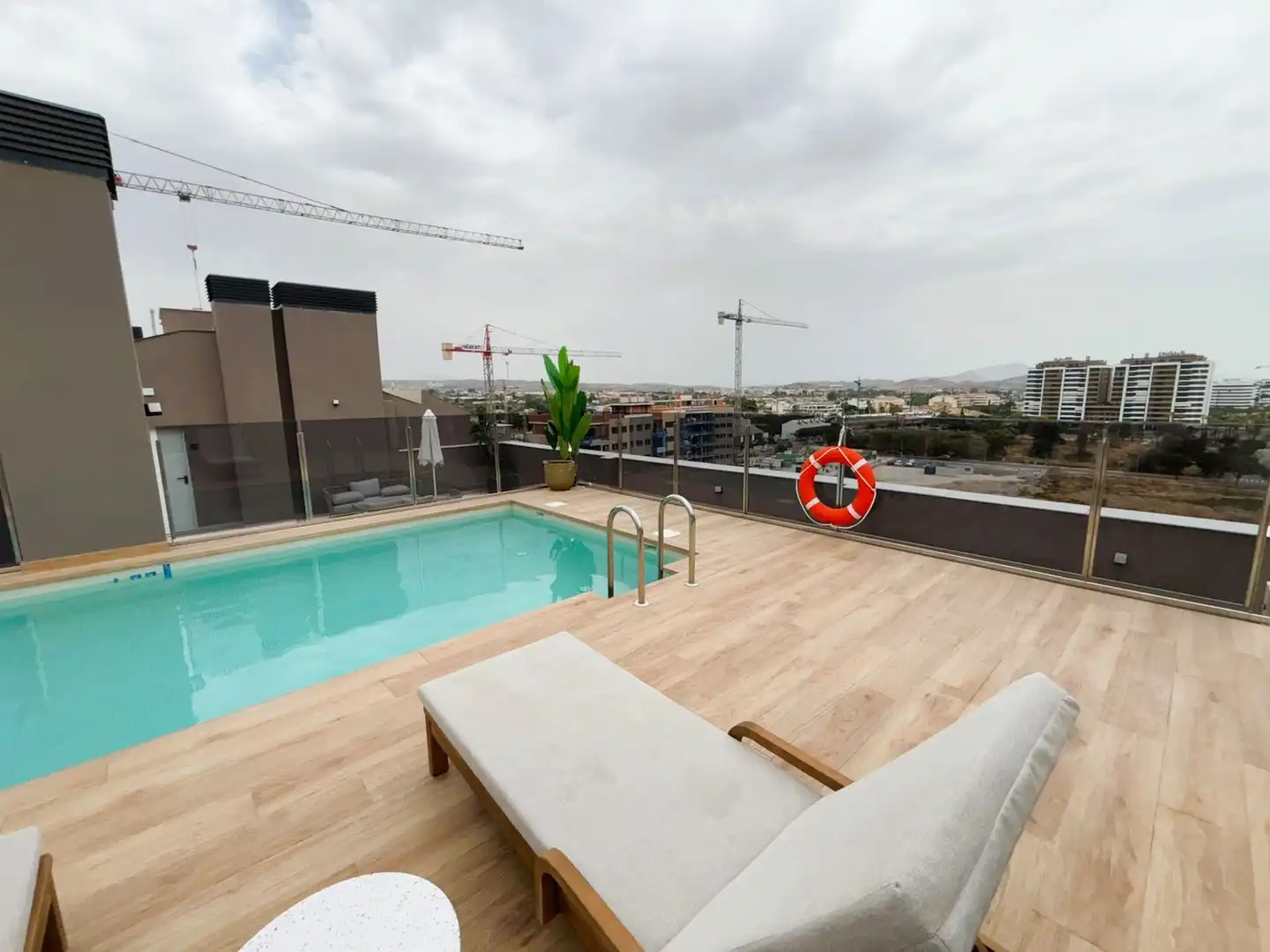 Piscina de Piso de alquiler en Murcia con Aire acondicionado, Calefacción y Terraza