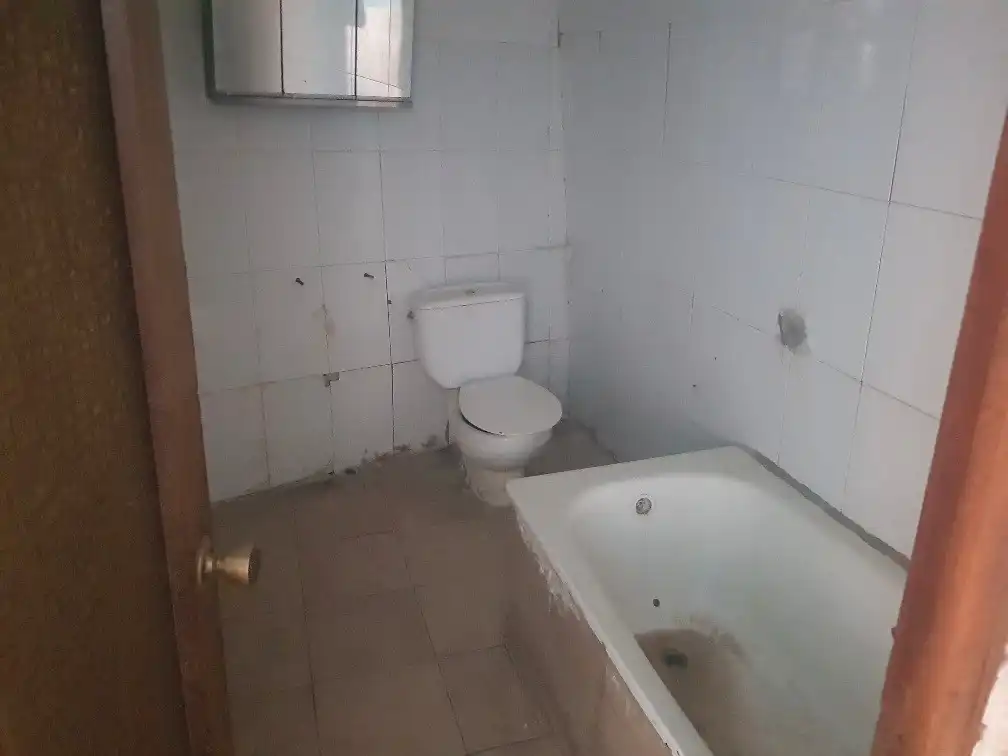 Badezimmer von Wohnung zum Verkauf in Mula