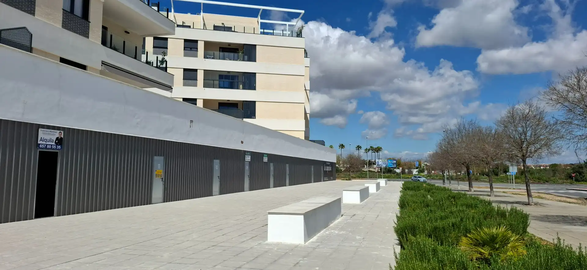Terraza de Local de alquiler en Mairena del Aljarafe