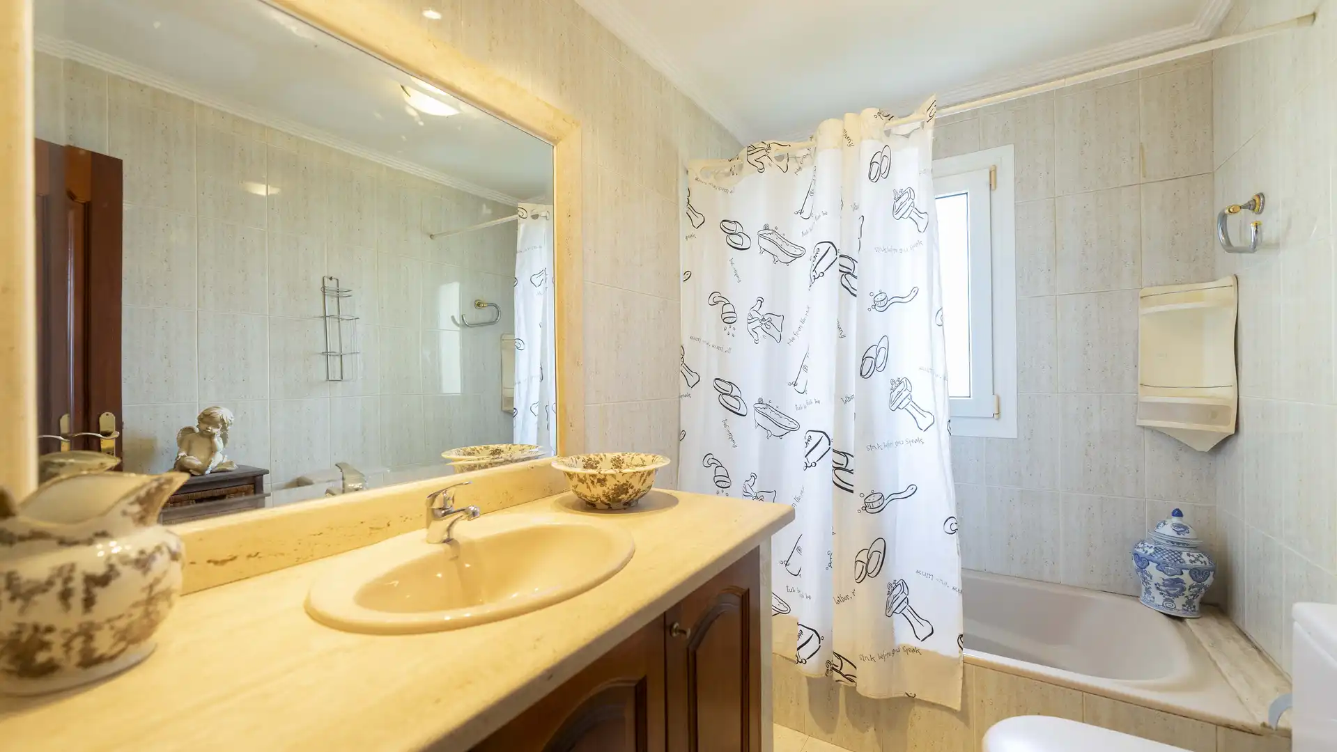 Bathroom of Houses for sale in Puerto del Rosario  with Private garden, Terrace and Storage room