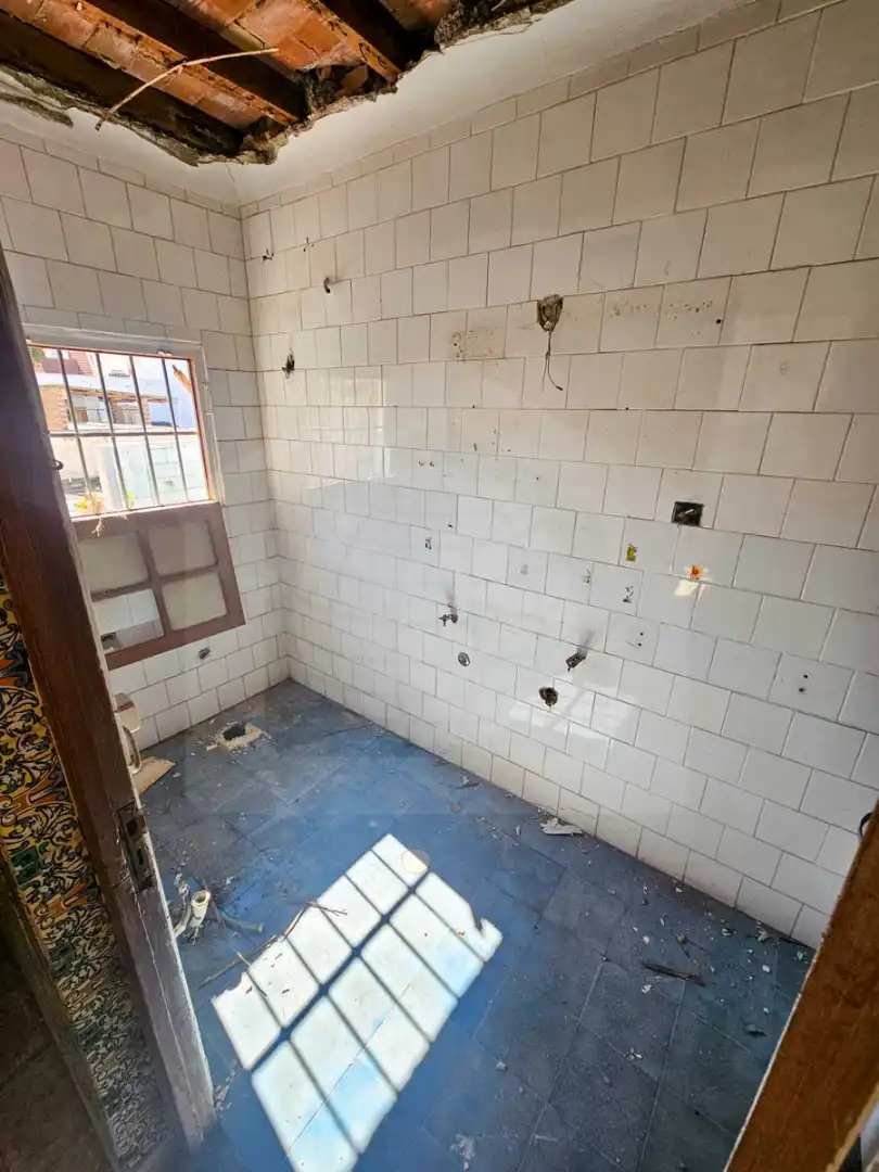 Badezimmer von Einfamilien-Reihenhaus zum Verkauf in Pizarra mit Terrasse und Abstellraum