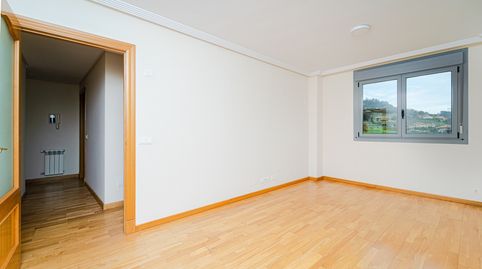 Foto 4 de Piso en venta en Viseu, 42, Ciudad Naranco - Prados de La Fuente, Oviedo