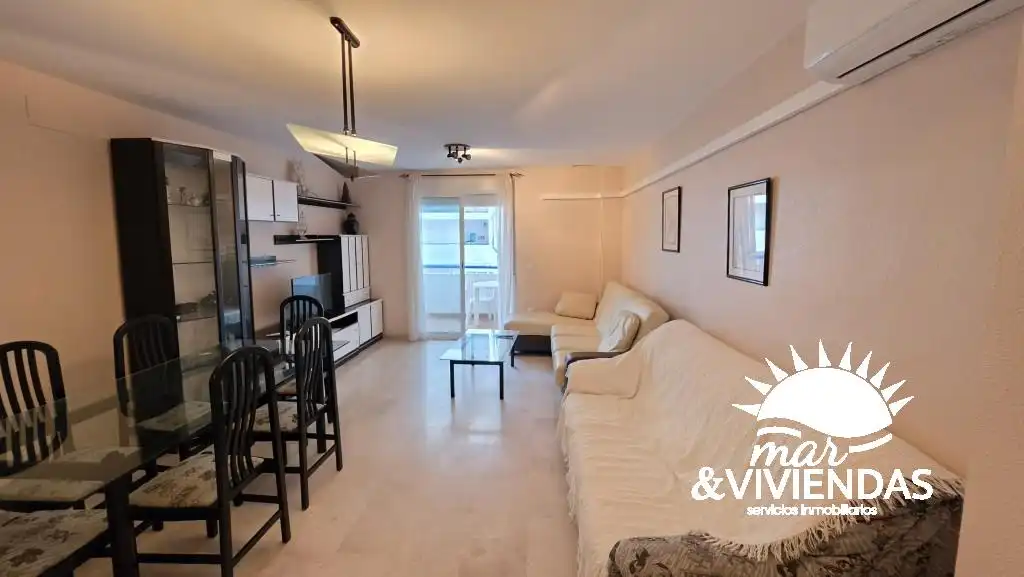 Sala d'estar de Apartament en venda en Garrucha amb Aire condicionat, Calefacció i Terrassa