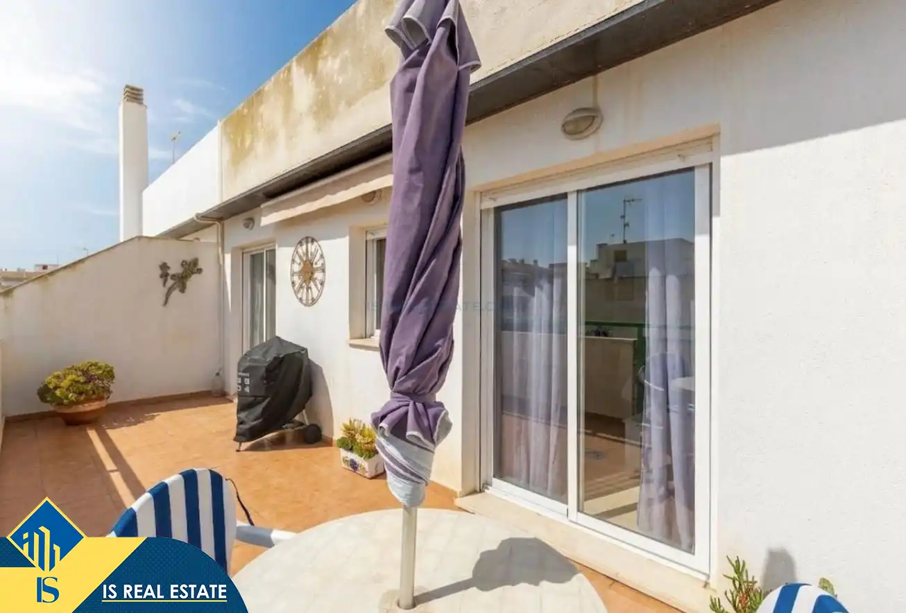 Penthouse with lift for sale in Playa de los Locos, imagen 6