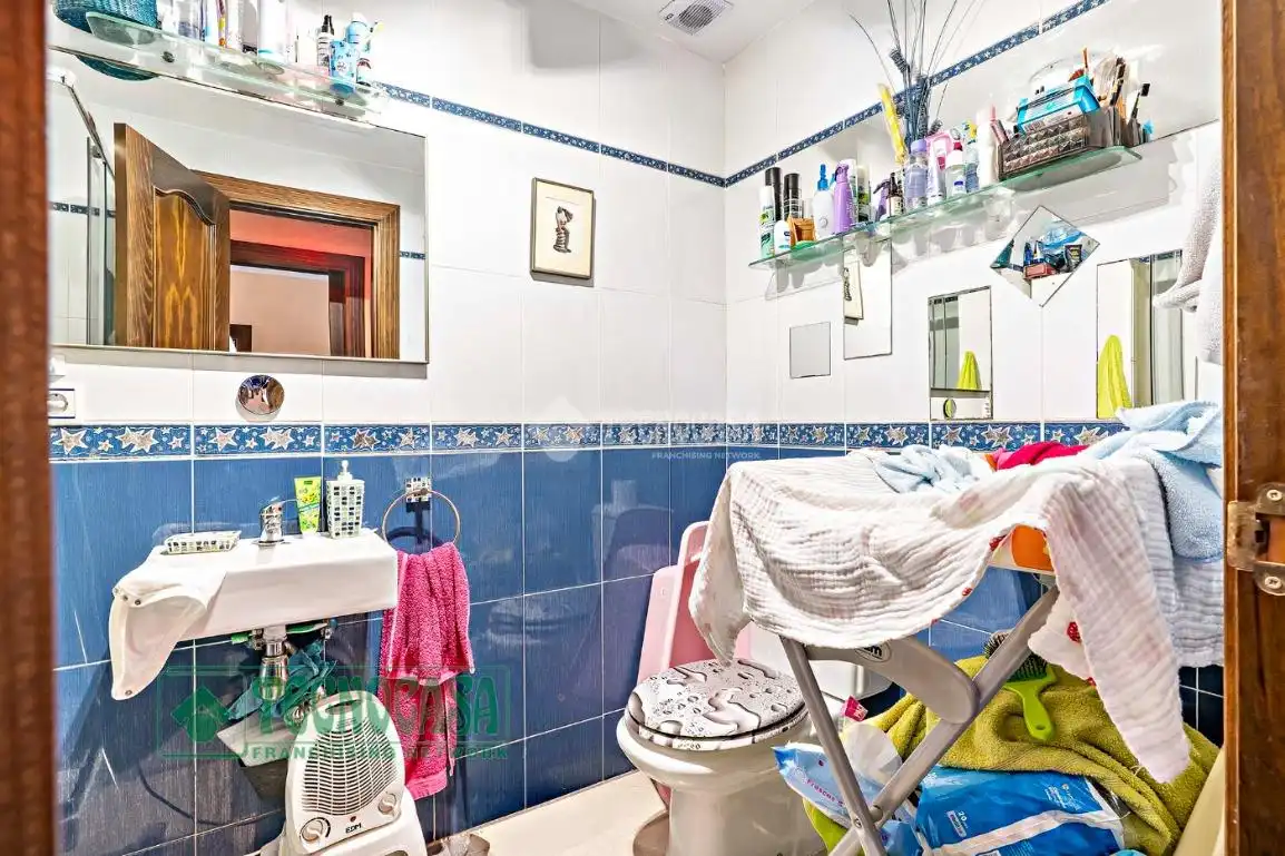 Baño de Piso en venta en Roquetas de Mar