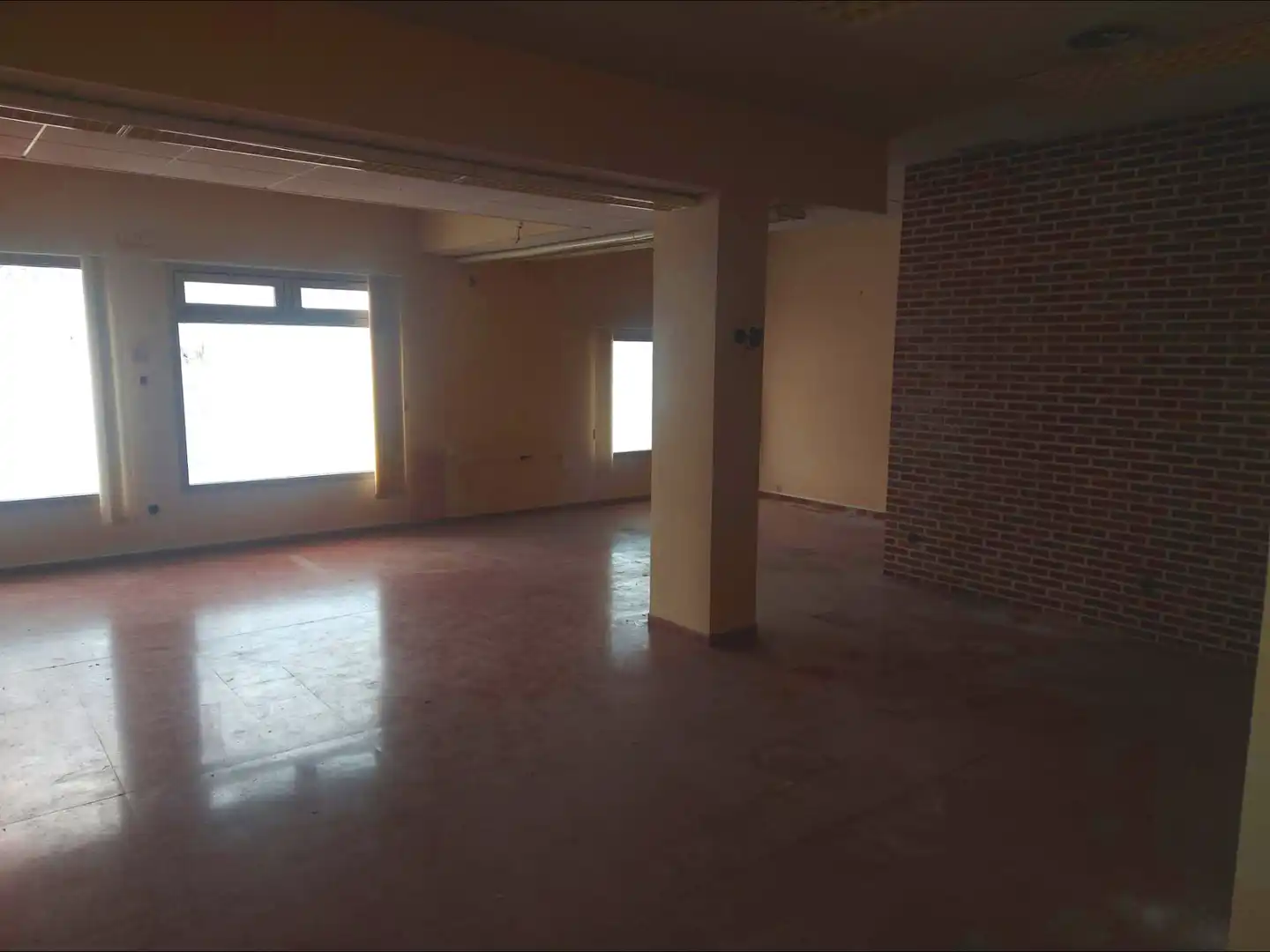 Local en venta en Villaverde de Íscar
