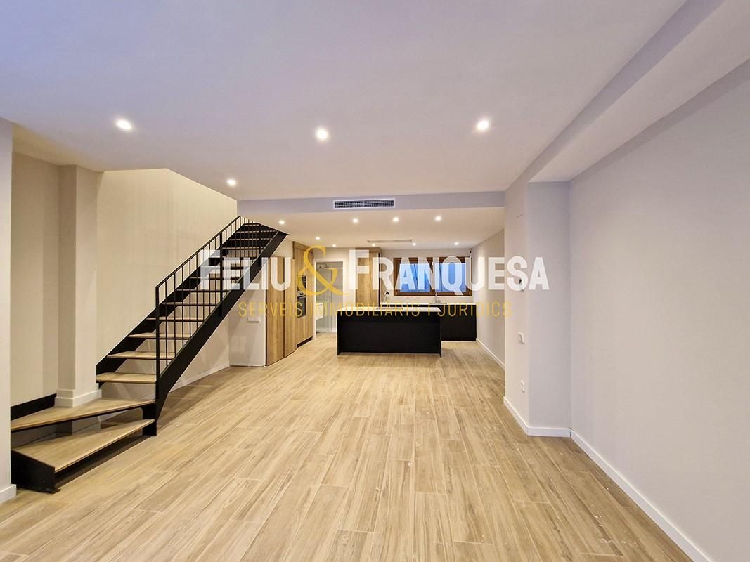 Single-family semi-detached for sale in Sant Quirze del Vallès  with Heating, Oven and TV