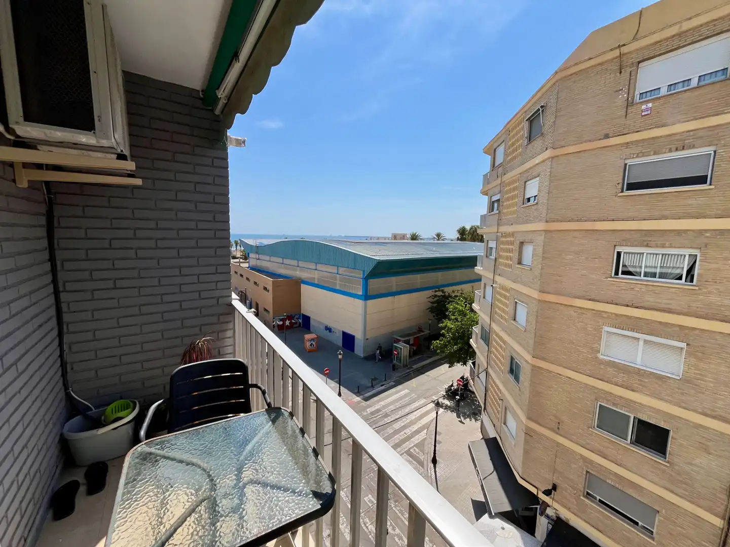 Flat for rent in Carrer de Mendizábal, 41, La Malva-rosa