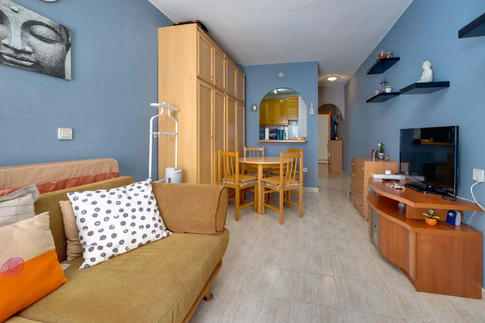 Living room of Study for sale in Torrevieja  with Terrace, Furnished and Balcony