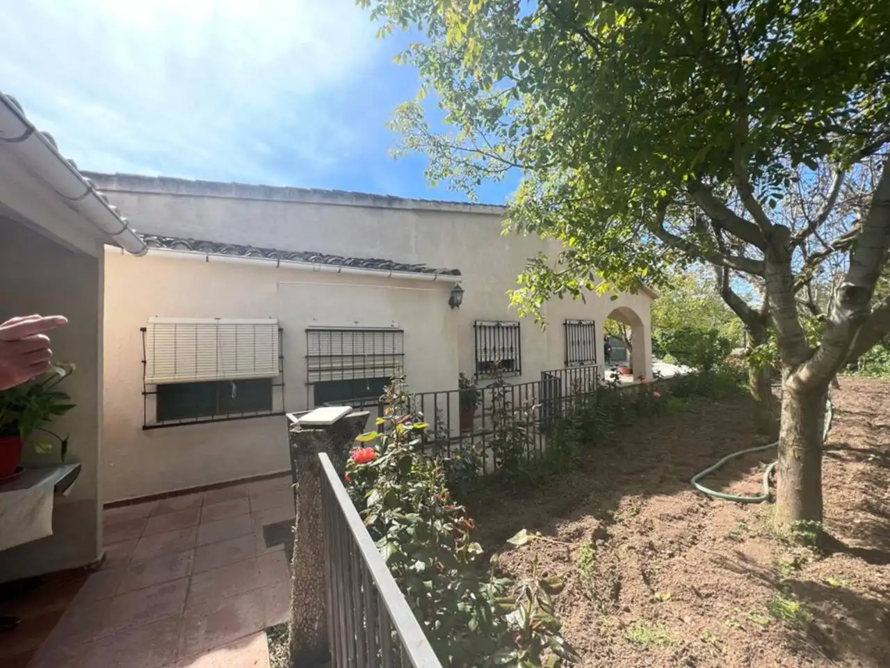 Chalet con jardín en venta en Calle Poligono, imagen 2