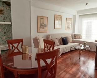 Living room of Flat to rent in  Sevilla Capital  with Air Conditioner and Furnished