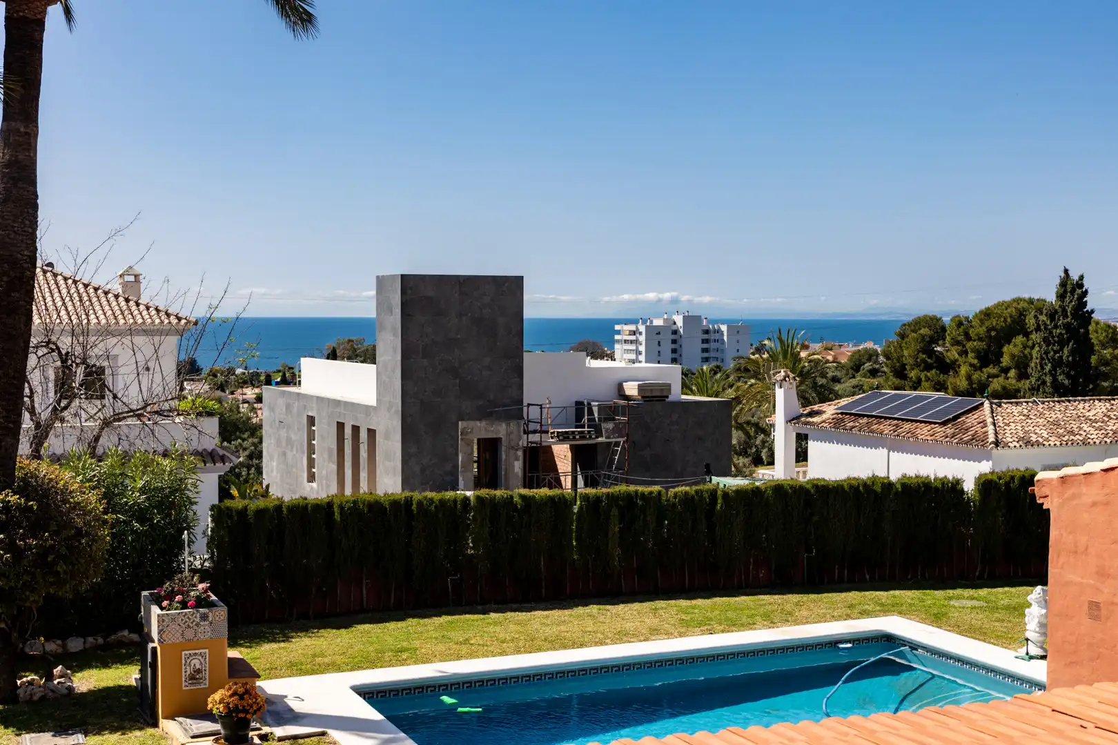 Swimming pool of Houses for sale in Marbella  with Air Conditioner, Private garden and Terrace