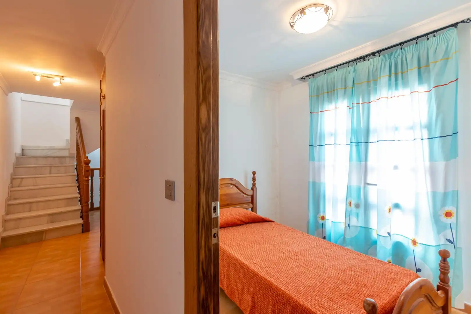Bedroom of Houses for sale in Almuñécar  with Air Conditioner, Terrace and Furnished
