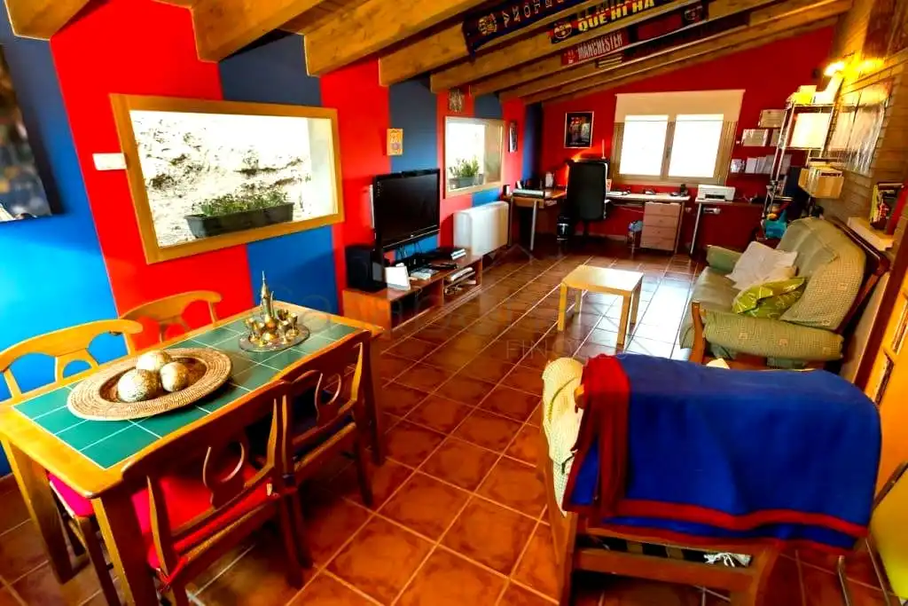 Sala de estar de Casa o chalet en venta en Olost con Jardín privado, Terraza y Piscina