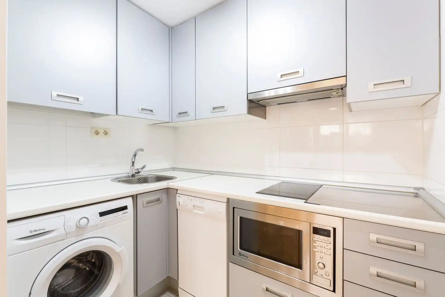 Kitchen of Flat for rent in Hortaleza