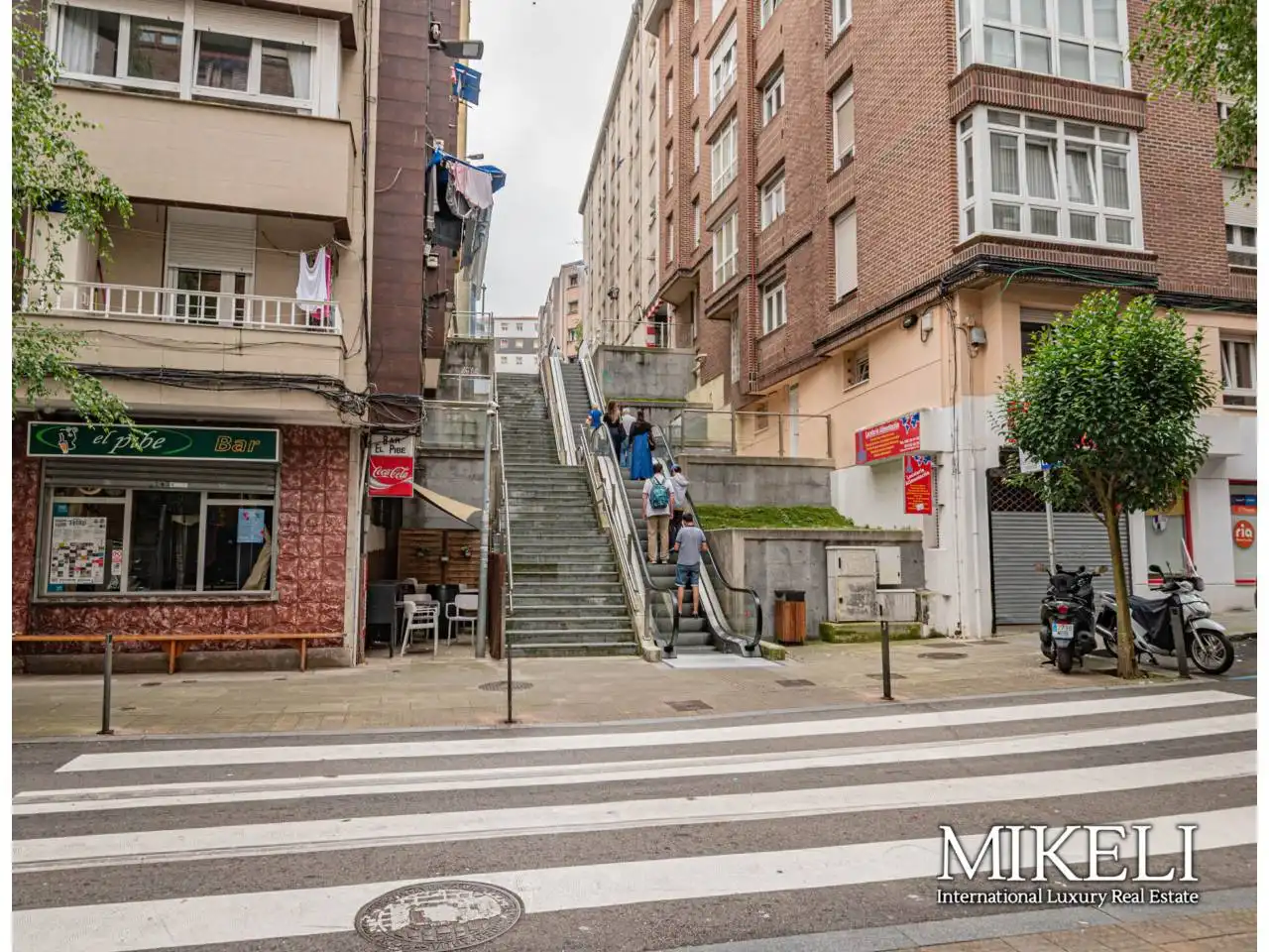 Exterior view of Flat for sale in Santander  with Alarm