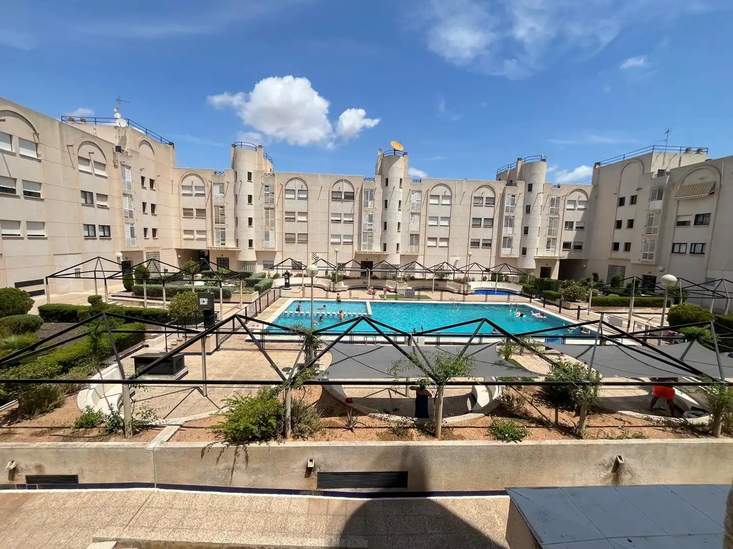 Piscina de Pis en venda en Cartagena amb Aire condicionat, Parquet i Moblat