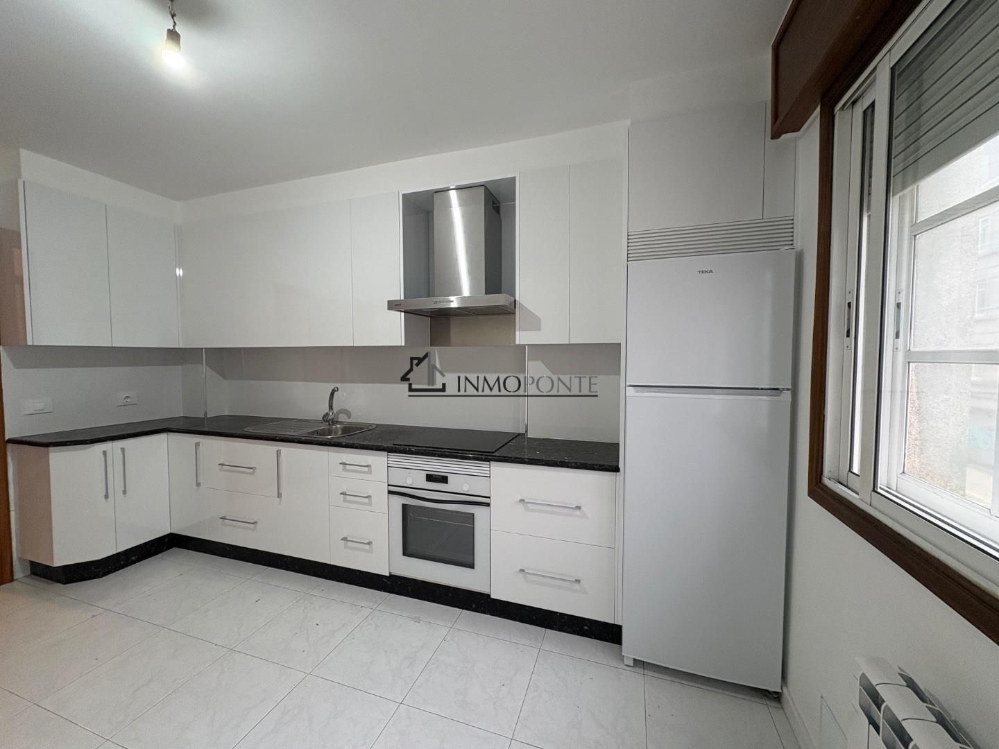 Kitchen of Flat for rent in Pontevedra Capital 