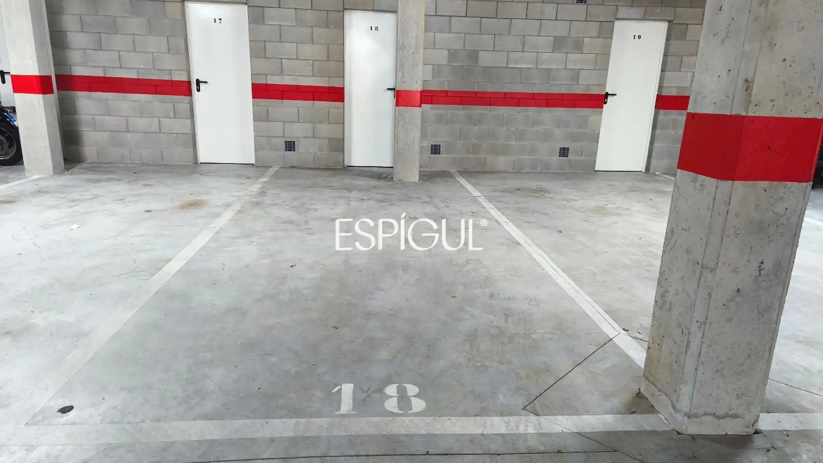 Aparcament de Garatge en venda en Vilablareix